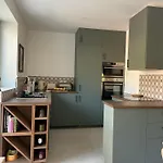 Rez De Jardin De Apartamento *