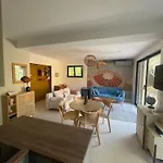 Rez De Jardin De *