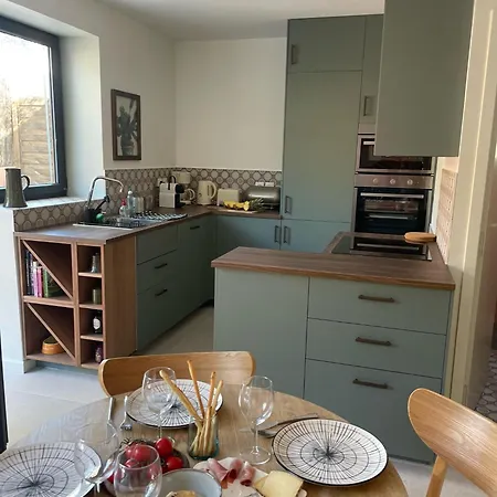 Apartman Rez De Jardin De Hyères